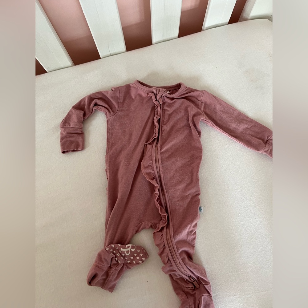 Posh Peanut Ruffled Footie